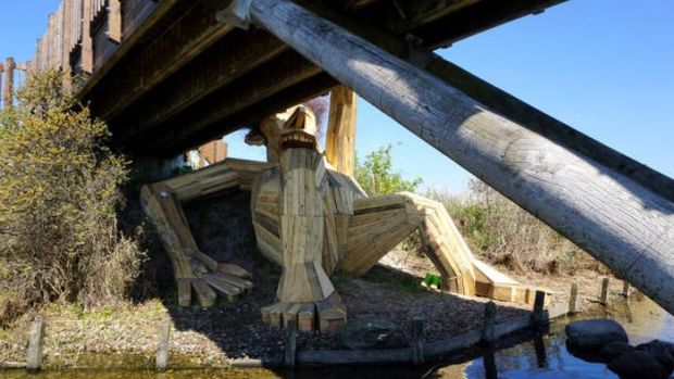 Guy Make Reality More Magical With... Wooden Giants