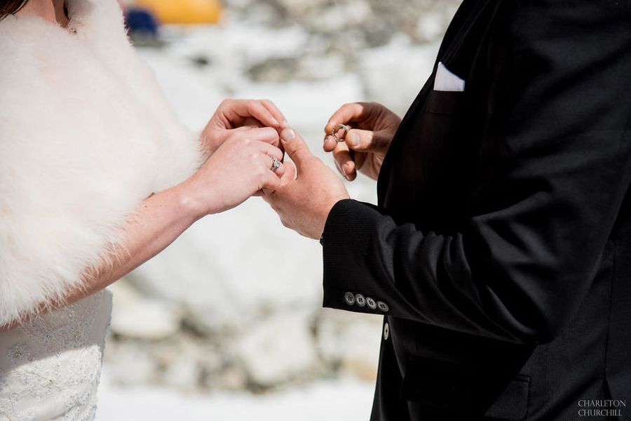 California Couple Gets High For Their Wedding. Literally. Mount Everest High.