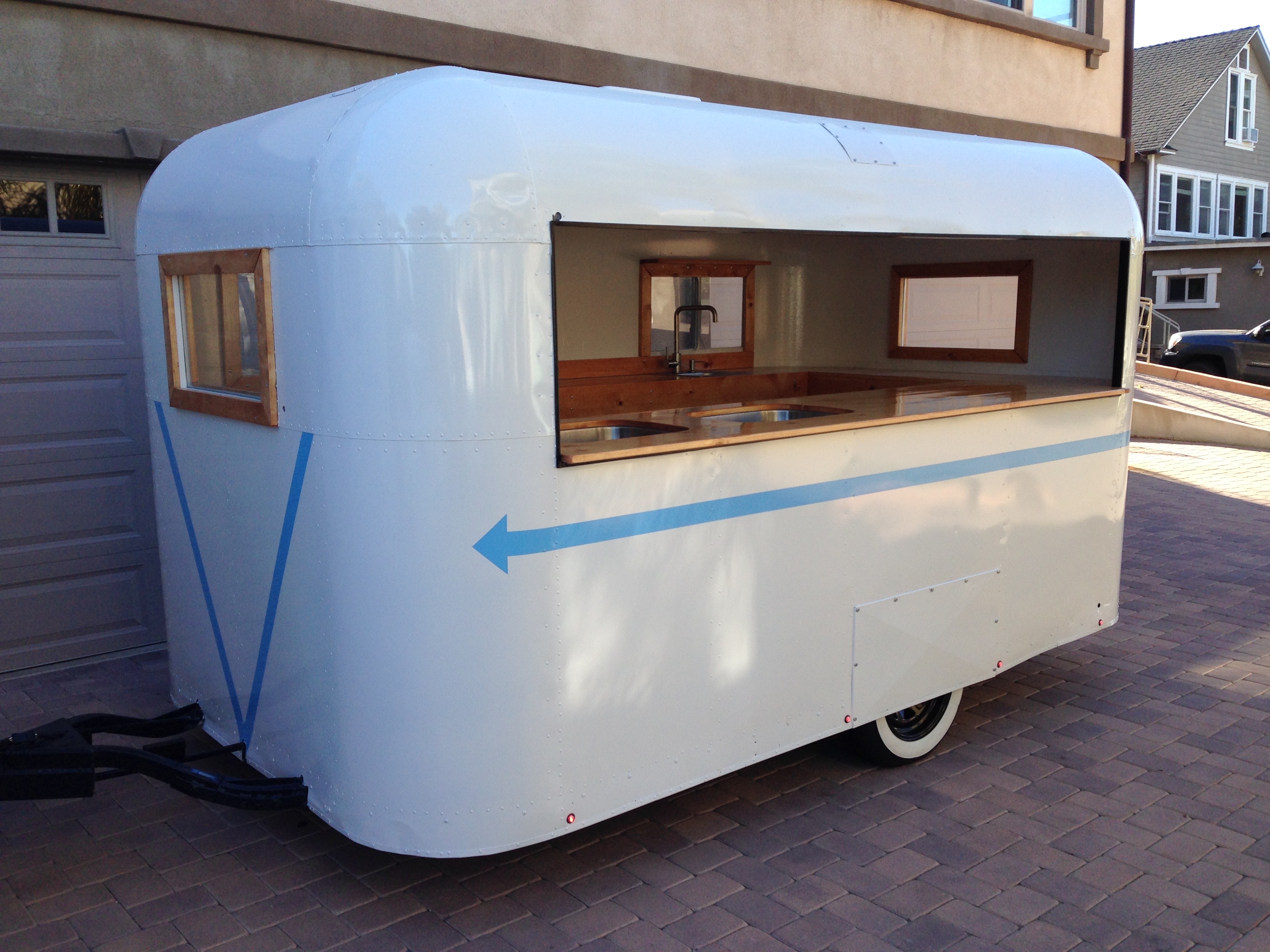 1946 Trailer Gets Turned Into A Bar