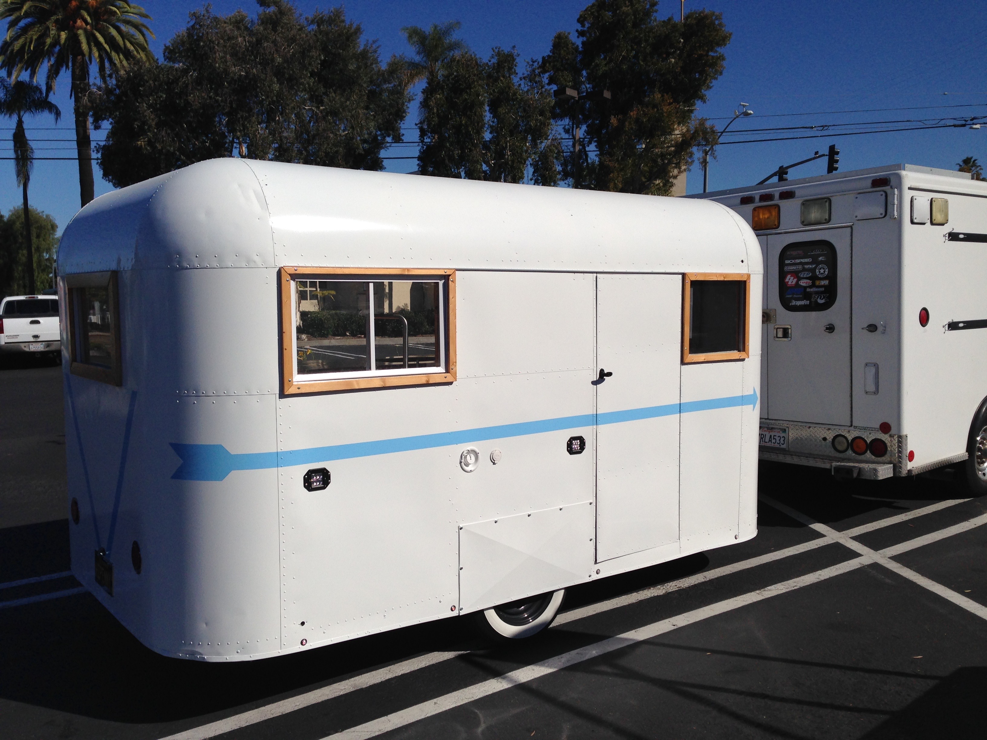 1946 Trailer Gets Turned Into A Bar