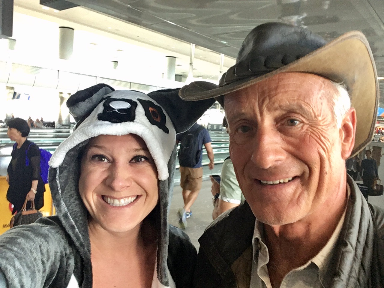 "Everyone started telling me Jack Hanna, the famous wildlife expert was on board. So I sent him a note in first class (thank you to the united flight attendant who delivered it!) and we met!"
