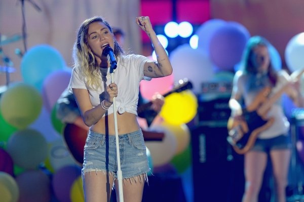 Miley Cyrus — picked up bras and underwear after her dad’s concerts. She was Billy Ray Cyrus’ stagehand, getting paid $10 per hour to pick up bras and underwear thrown on stage during the peak of his career. That messes you up.