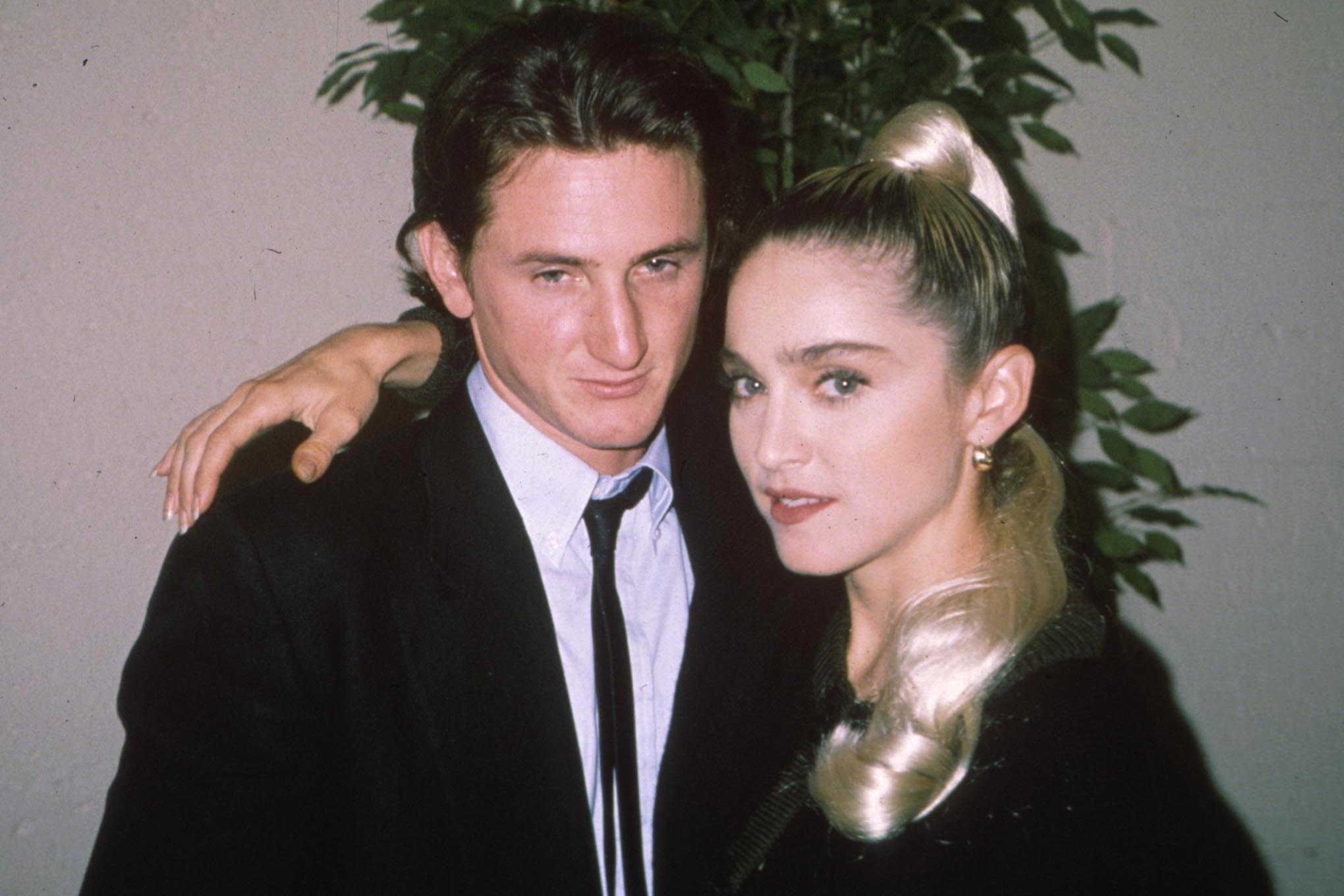 Sean Penn and his wife Louise Ciccone out at a benefit event in 1988. The pair met in 1984 and got married in 1985. The marriage would last only 4 years, as both were exploding into major stars at the time in their fields. The divorce cited irreparable differences. Despite that, the 2 remained friends in some capacity, and even after both divorced their next spouses some 20 years later, were seen out together quite a few times.