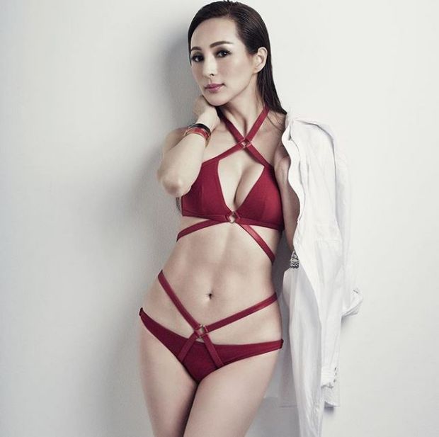 It looks like this model and singer from Hong Kong doesn’t plan on aging either. She has an impeccable body, despite having given birth to three sons. At 42 she spends several hours a day in the gym and 40 minutes a day on facial skin care.