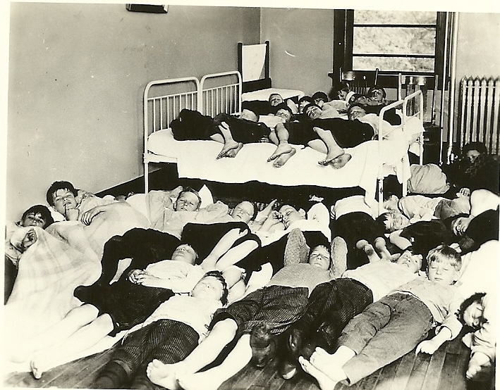 Boys pack into a small space that became the makeshift area of St. Amelian’s orphanage in Milwaukee, US in 1930. The cramped space was a direct result of a fire, forcing the children to sleep in tight spaces before appropriate housing could be rebuilt. This orphanage suffered 3 massive fires in its history, and still managed to always keep all their boys under a roof and fed. Sadly, many children in such orphanages across the US grew into adulthood there, and started working manual labor jobs before becoming teenagers.