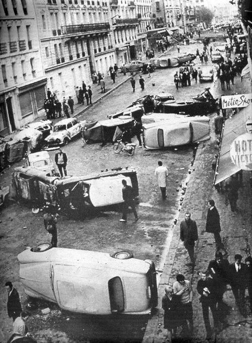 Rioters create barricades to occupy an area of Paris, France during the riots of 1968. The riots lasted 3 weeks, and started with student protests. It turned into full occupation of key buildings, Universities, and a near complete halt to the entire French economy, with many workers joining in. Despite 3 weeks of unrest, I have no sources of anyone being killed or numbers of those hurt during the struggle.