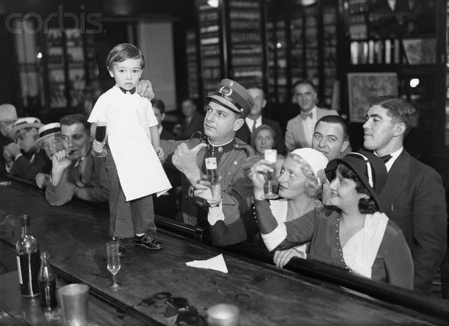 4 Year old bartender Sloppy Joe Jr. poses for customers at the famous Sloppy Joes Bar in Havana, Cuba, in 1931. After the Cuban Revolution ended in 1959 and Castro took power, Sloppy Joes was abandoned. Pretty much all places frequented by the rich and famous in Cuba were shut down or abandoned in 1959-1960.