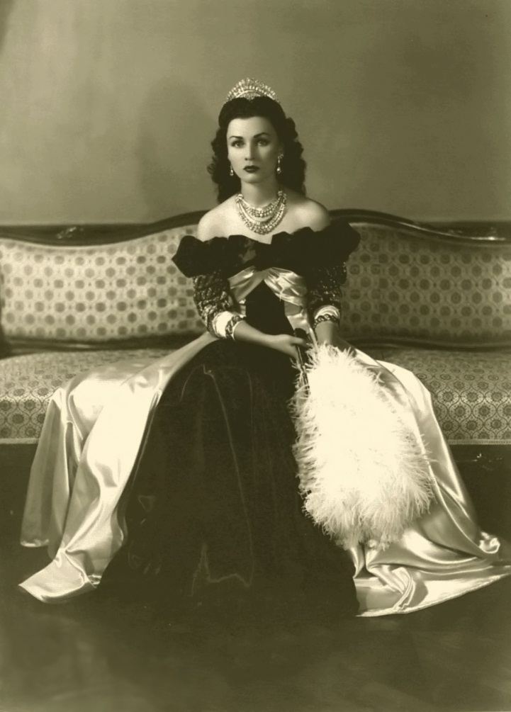 Official Imperial photo of Her Sultanic Highness Princess Fawzia bint Fuad of Egypt during her reign as Queen of Iran in 1942.