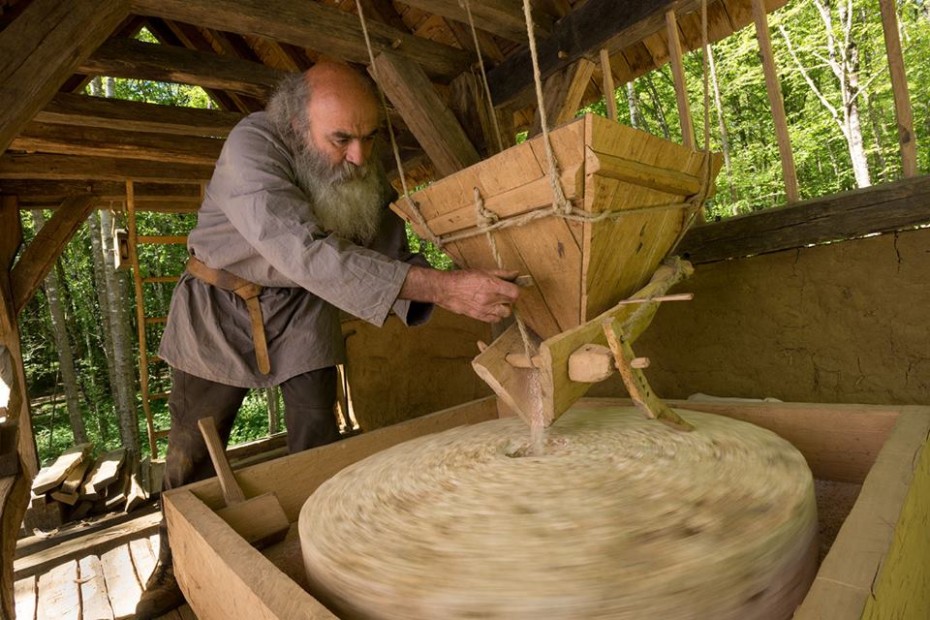 Grinding flour by hand is a long and pretty intense job if you have to do it every day (hence: the daily grind!). A water mill makes short work of it so you can enjoy your bread quicker, just watch out for the occasional piece of grinding stone in your bread.