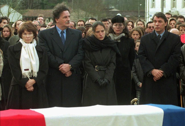 The funeral of former French president François Mitterrand being attended by his wife Danielle Mitterrand (far left), his mistress Anne Pingeot (second on the right), and his daughter Mazarine Pingeot (whom he had with his mistress, center) in 1996.