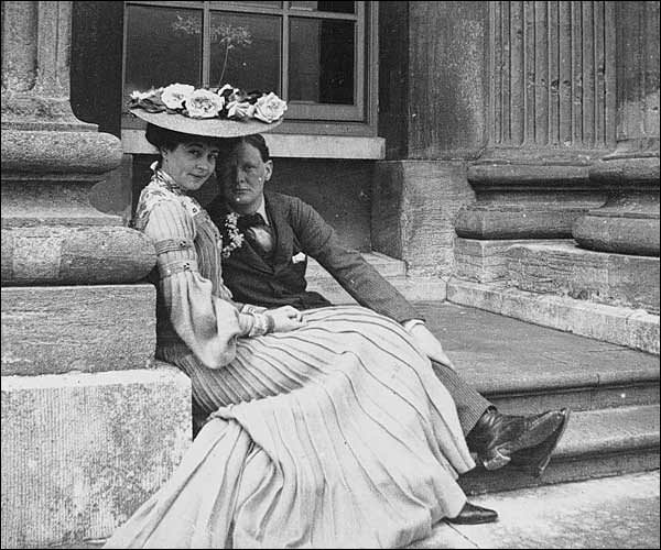 Winston Churchill and Consuelo Vanderbilt in 1902.