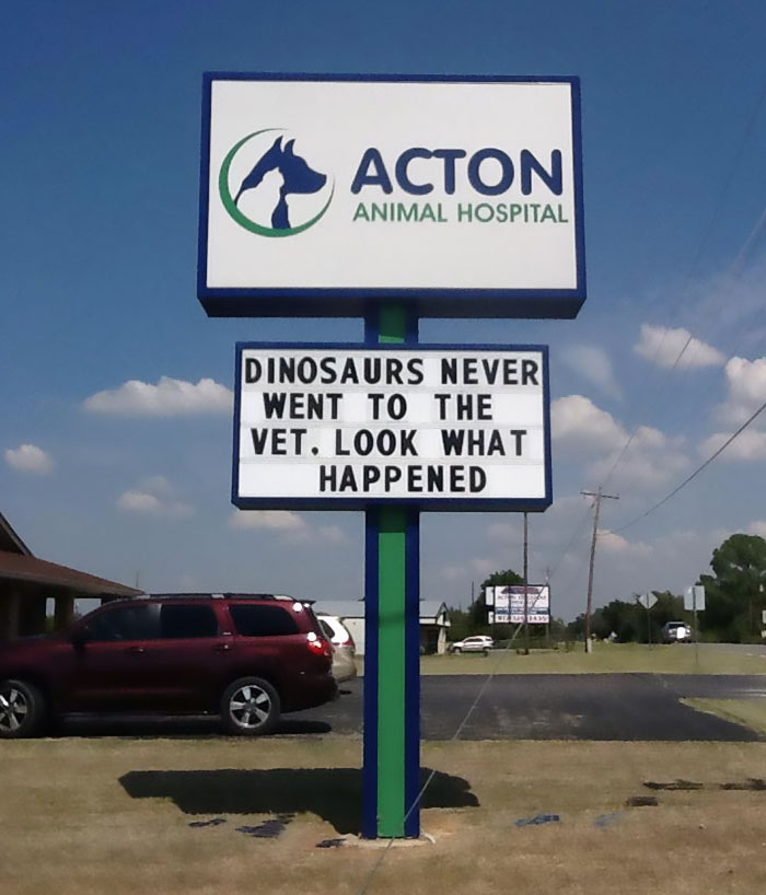 18 Hilarious Vet Clinic Signs That Will have You in Stitches