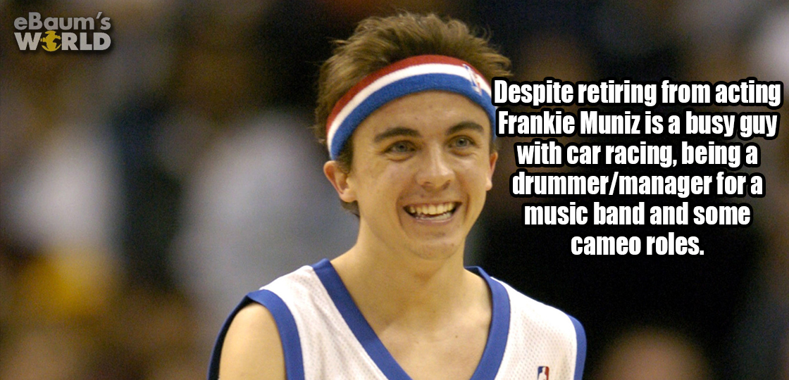 frankie muniz clippers - eBaum's World Despite retiring from acting Frankie Muniz is a busy guy with car racing, being a drummermanager for a music band and some cameo roles.