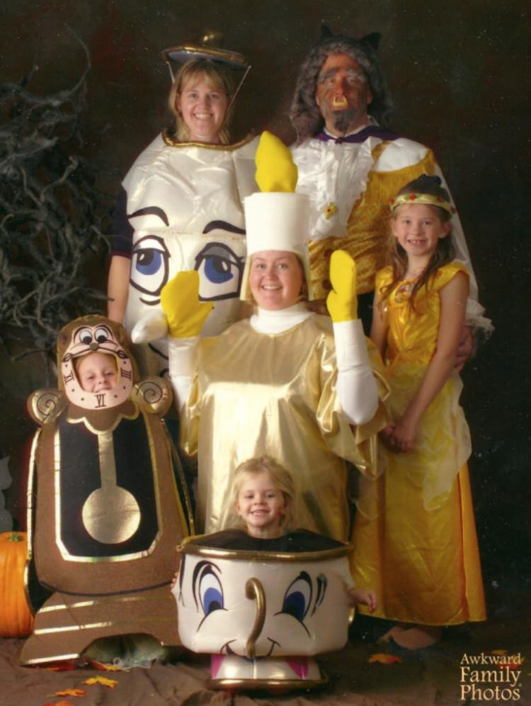 21 Awkward Family Photos That Will Crack You Up