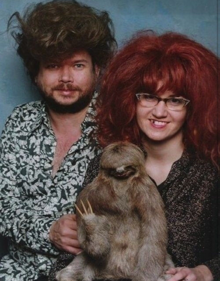 21 Awkward Family Photos That Will Crack You Up