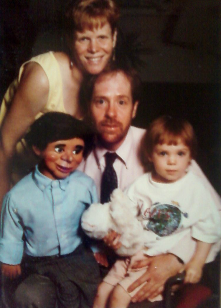 21 Awkward Family Photos That Will Crack You Up