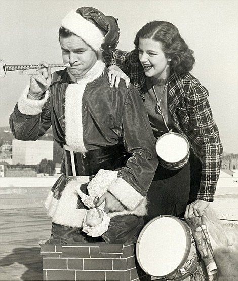 50 Really Cool Vintage Pictures Of Christmas From Around The World ...