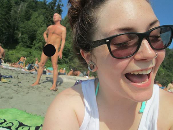 25 Pics Of People Who Should've Checked Their Backgrounds Before Talking A Photo