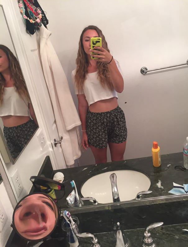 25 Pics Of People Who Should've Checked Their Backgrounds Before Talking A Photo