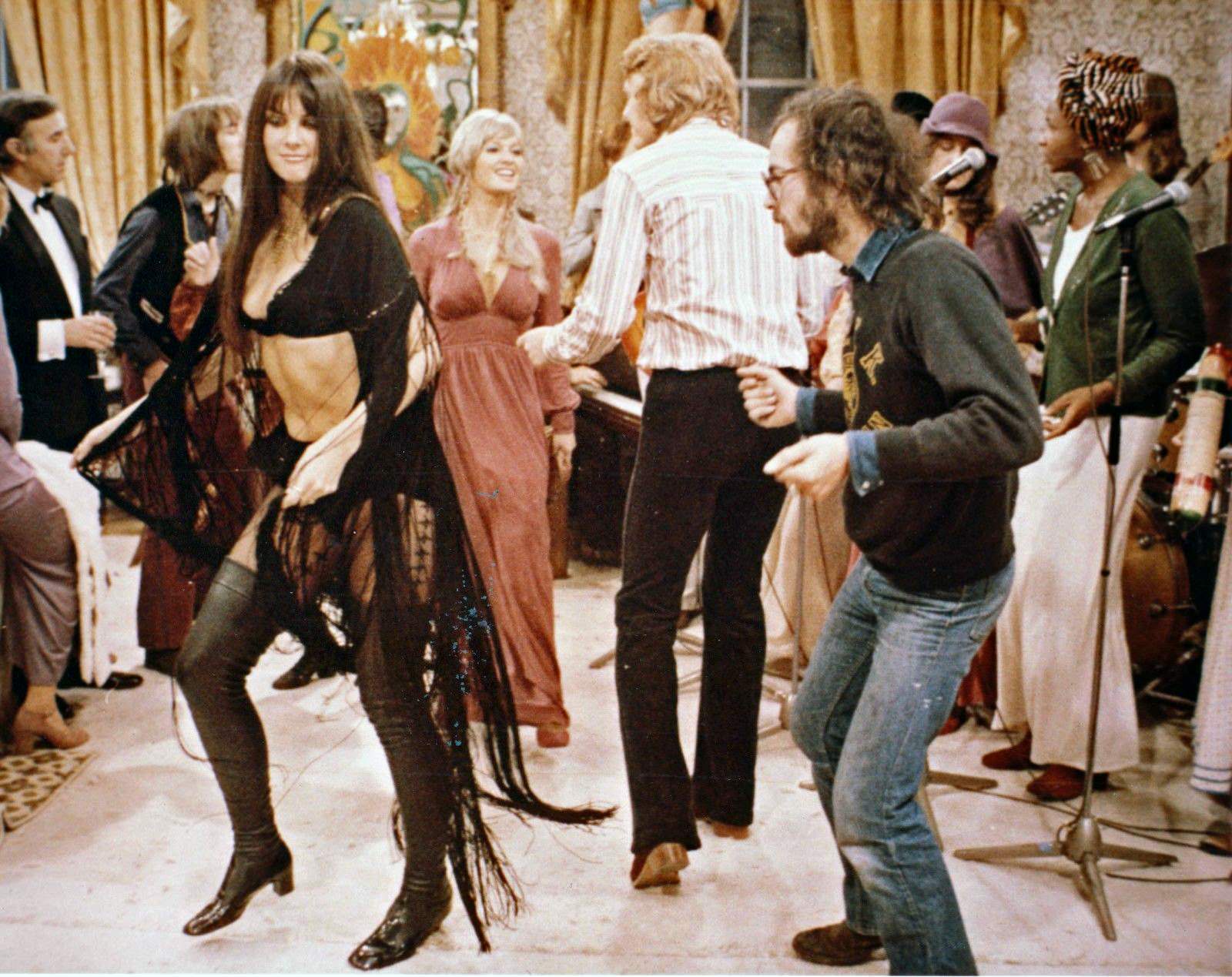 Here is an interesting picture of a dance party somewhere in the US in 1972. Notice the drastic change in fashion from one person to the next, with clear disco looks to rather casual looks to the man in the tuxedo in the back. Before the rise of disco in the mid 1970s, but after the 1960s rock vibe had died down some, for a time the fashion in the US was all over the place with many different styles and looks. The Disco craze changed that and many people adapted to that fashion and music until the early 1980s.