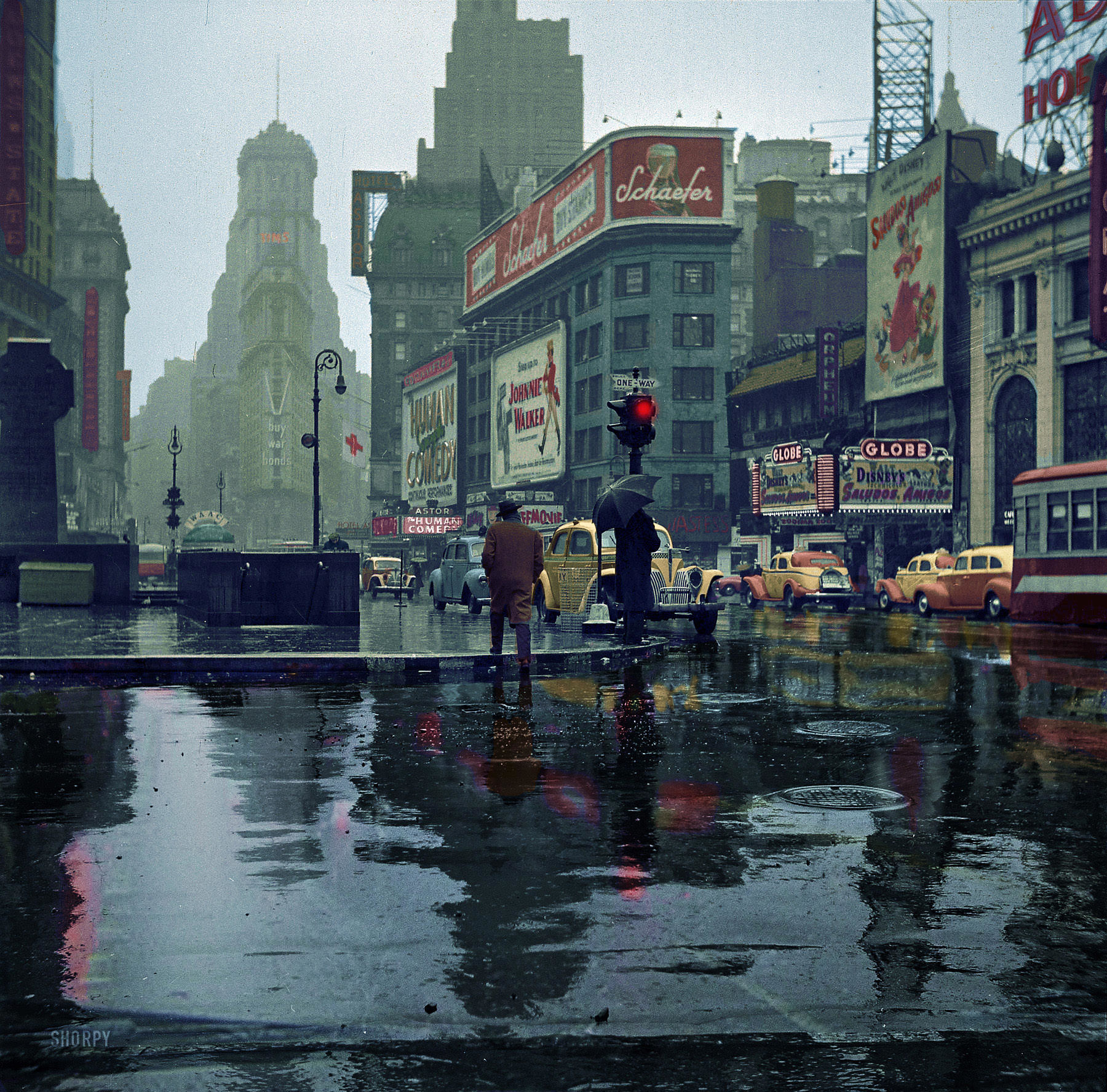 Colorized photo of Manhattan in 1943