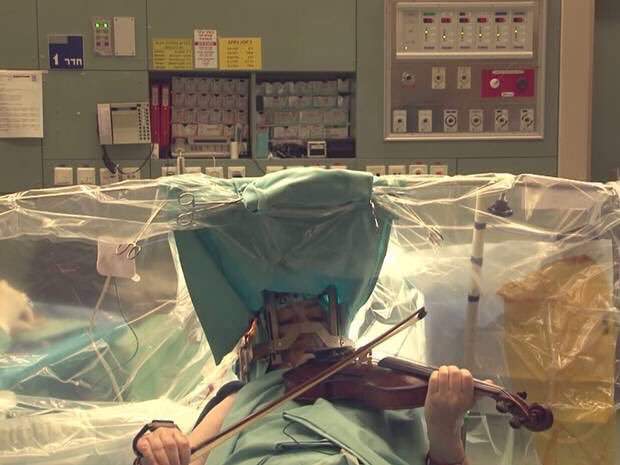 brain surgery playing violin - Ory