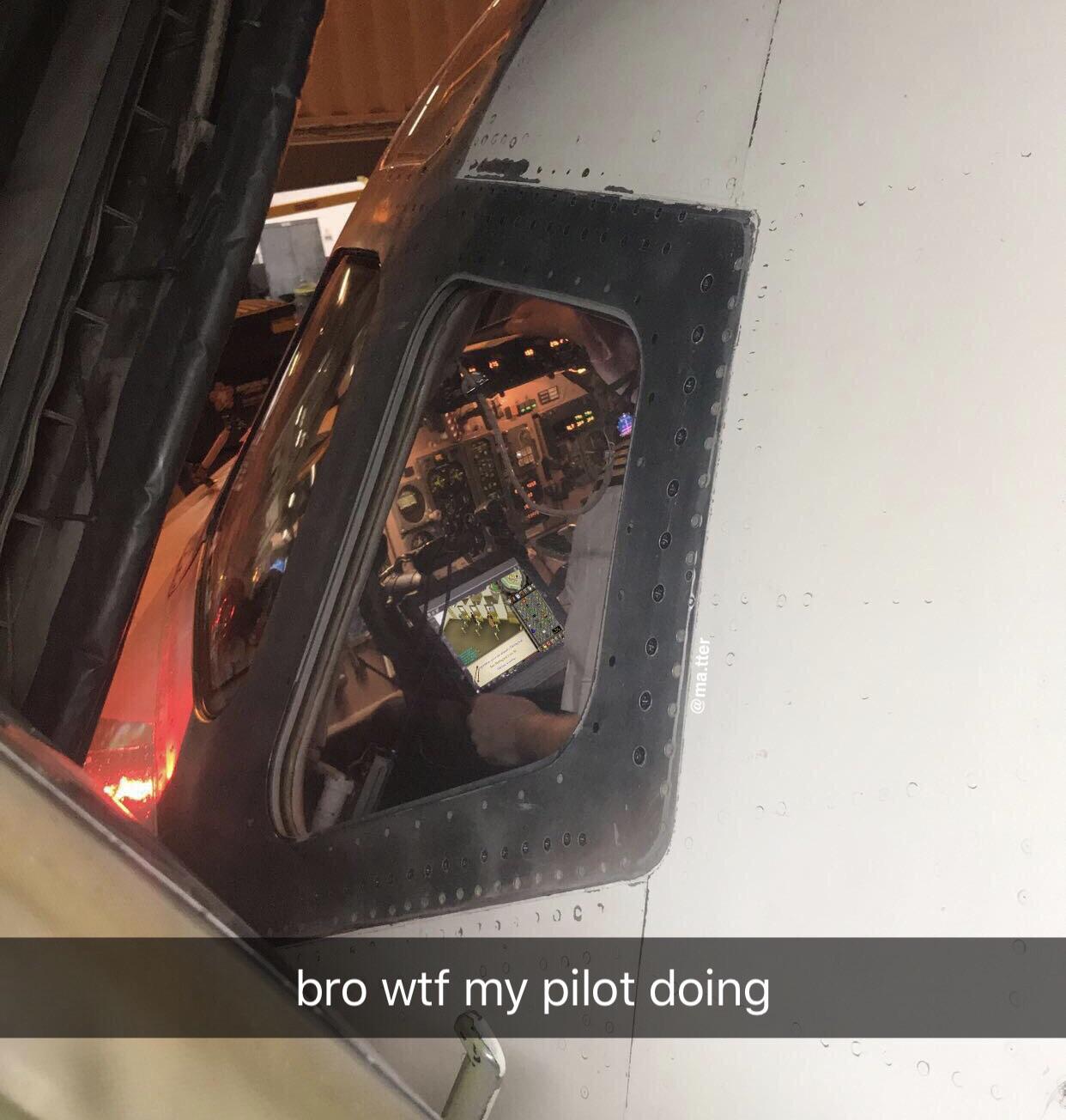 bro wtf my pilot doing - .tter, bro wtf my pilot doing