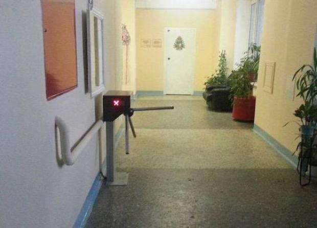 13 Security Fails And 1 Security Robot Win