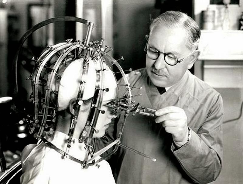 A device that helps to correct the application of make-up. Invented by Max Factor (right) in 1930.