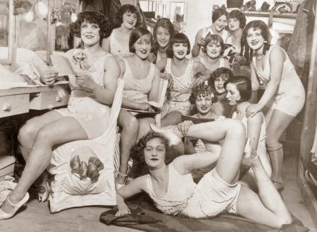 The Hoffman Girls in their dressing room at the club Moulin Rouge in Paris, France in 1924.