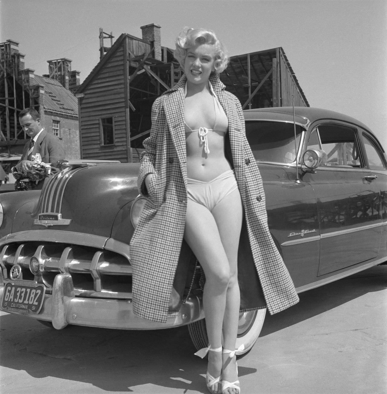 Marilyn Monroe and her 1952 Pontiac.