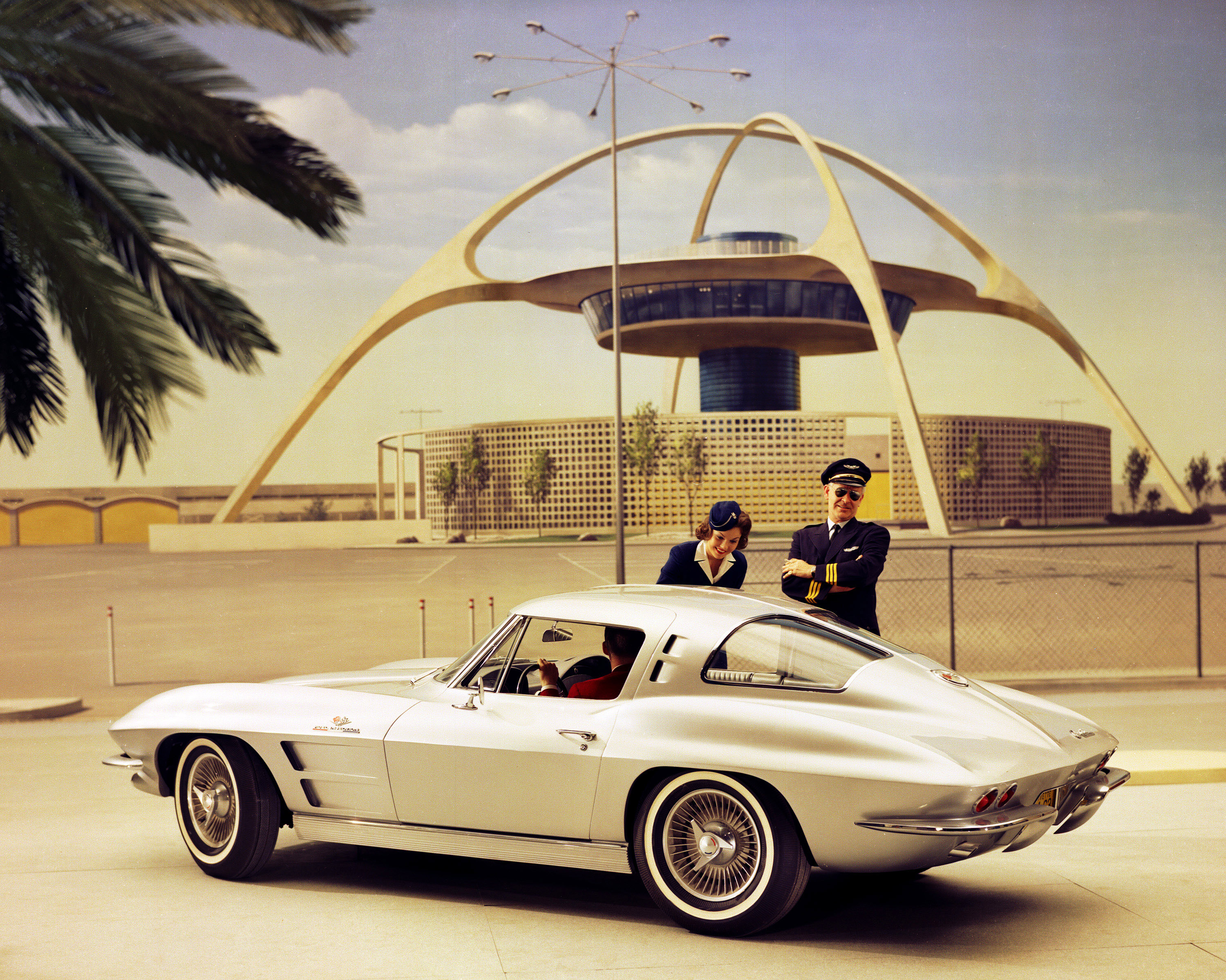 1963 Corvette Stingray advertisement.