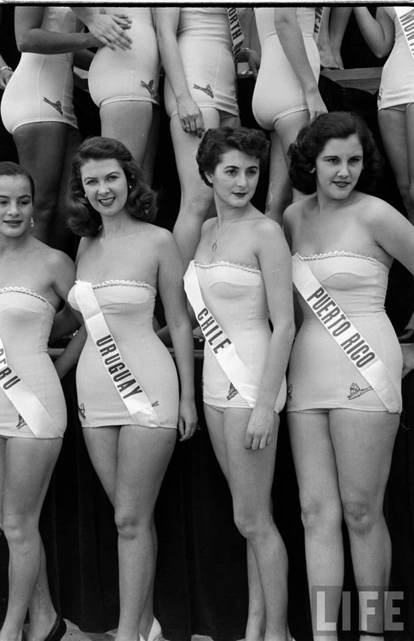 21 Historical Photos Of 1952 Beauty Pageants To Pique Your Interest