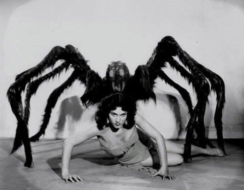 creepy historical photos - spiders and women