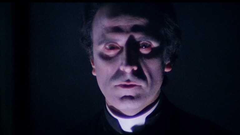Father Thomas, City of the Living Dead (1980).