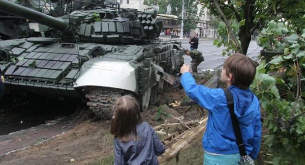 19 Times When Tanks Should've Stayed Home