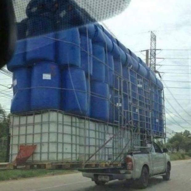21 Pics Of Safety Violations That Will Almost Make You Hear The Ambulance