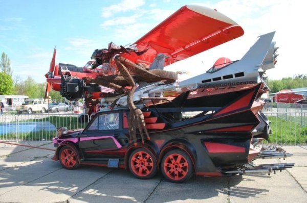 24 Redneck Car Modifications That Will Make You Doubt The Sanity Of Their Owners