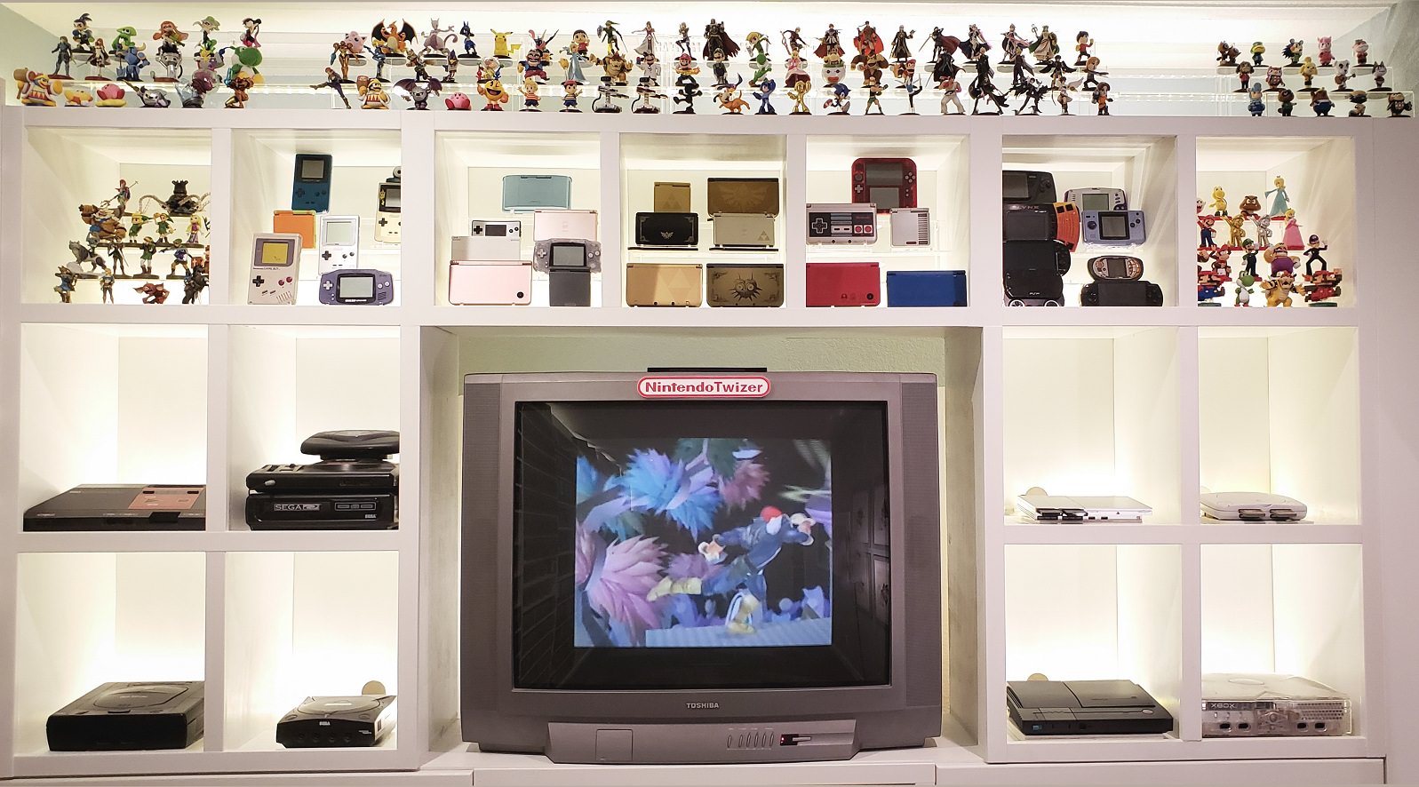 NintendoTwizer's Game Room Will Make You Crave For Your Own Gaming Den