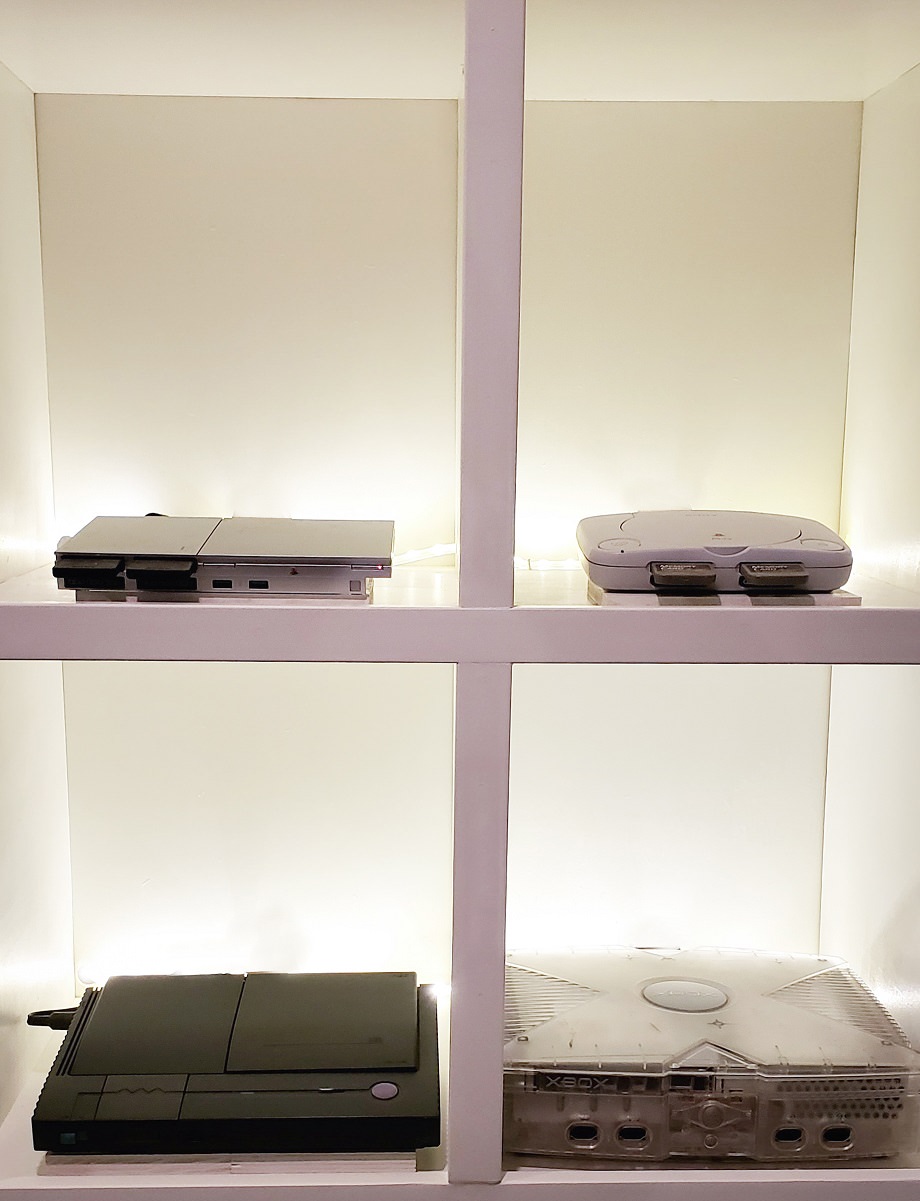 PS2 Slim, PSONE, PC Engine, Xbox.