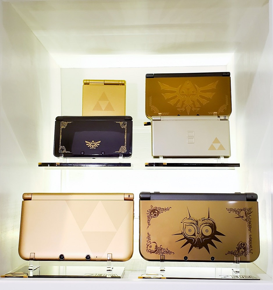 Zelda Edition Handhelds.