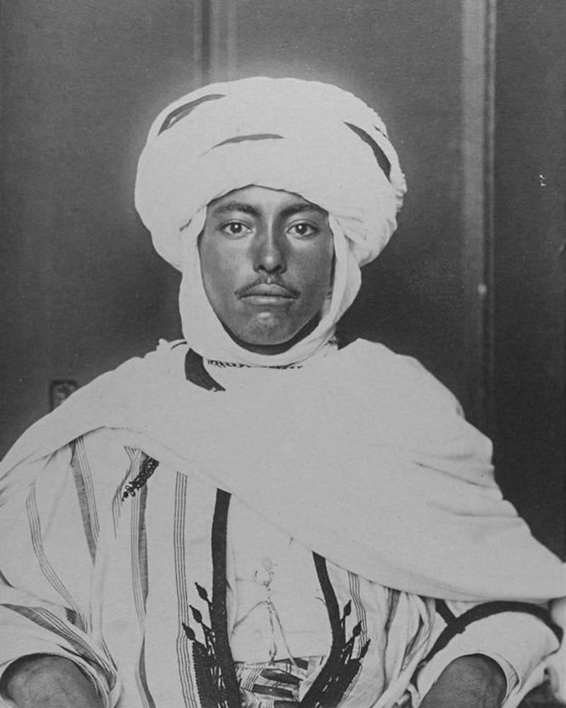 A man from Algeria in 1910.