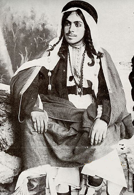 Kurdish man from Iraq in 1900.