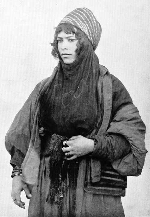 A Bedouin woman from Syria in 1899.