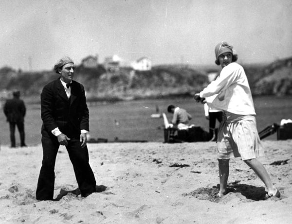 Buster Keaton and his wife Natalie Talmadge play baseball between scenes of Our Hospitality in 1923.