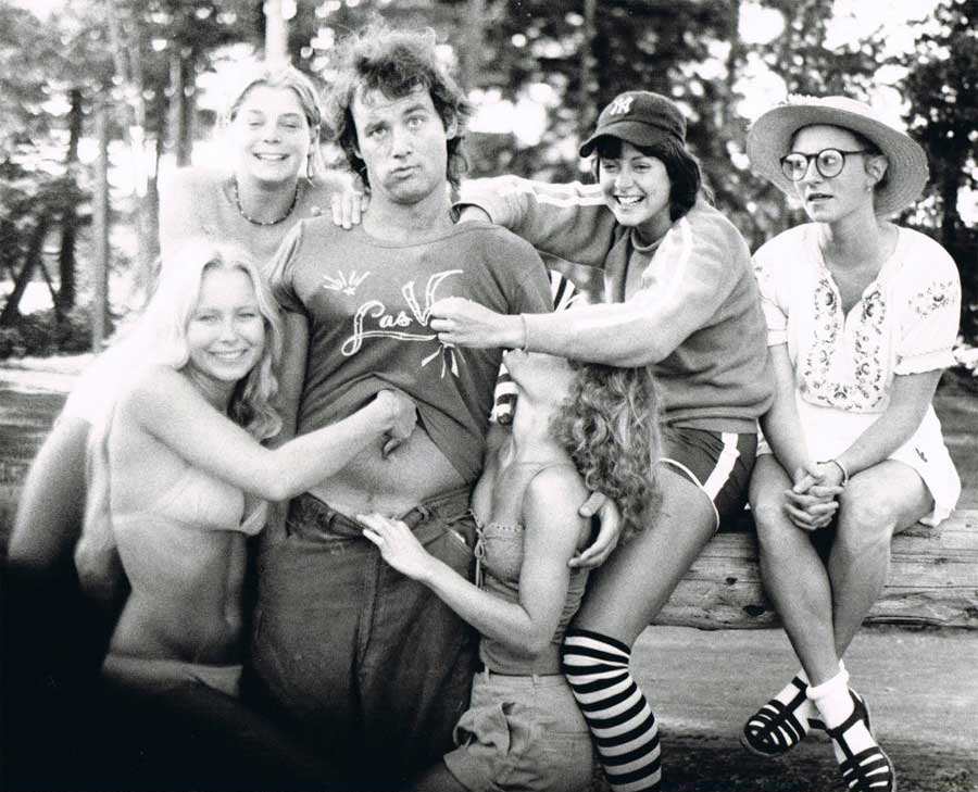 Cindy Girling, Kristine DeBell, Bill Murray, Sarah Torgov, Margot Pinvidic and Norma Dell’Agnese on the set of Meatballs in 1979.