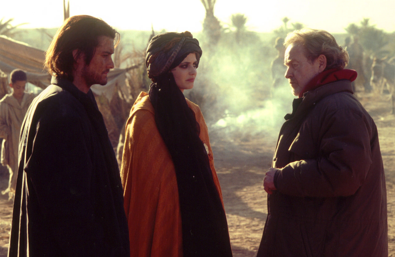 Ridley Scott (right) prepares Orlando Bloom and Eva Green for a scene in Kingdom of Heaven in 2005.