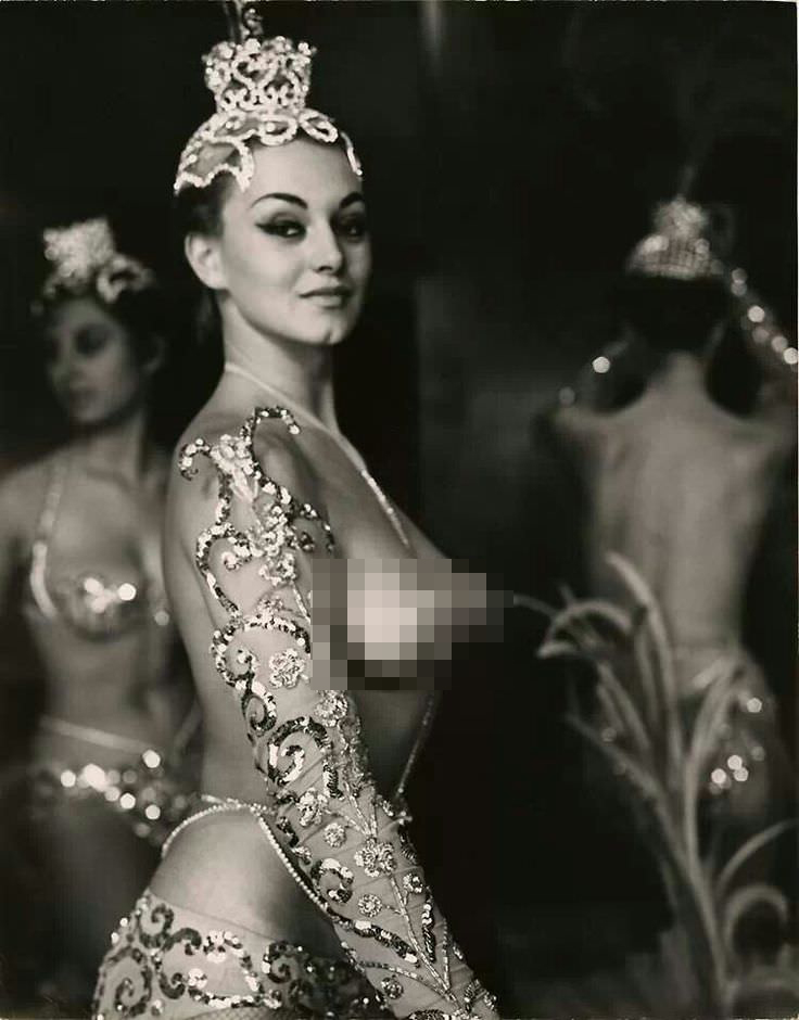 A Cabaret showgirl in Las Vegas in 1958.