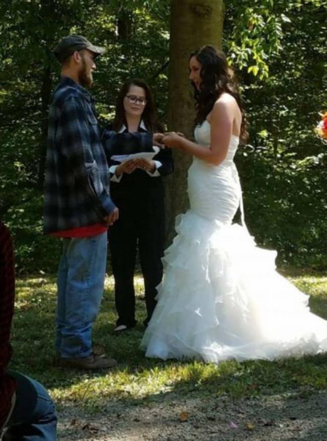 groom grass stained jeans