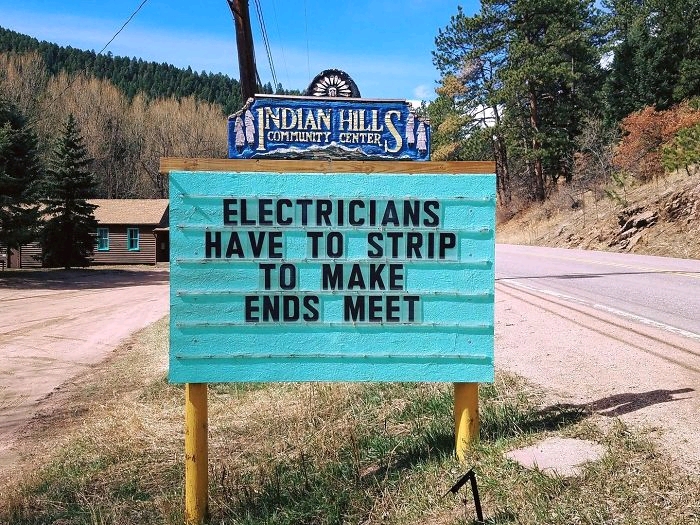 Someone In Colorado Is Putting The Funniest Signs Ever